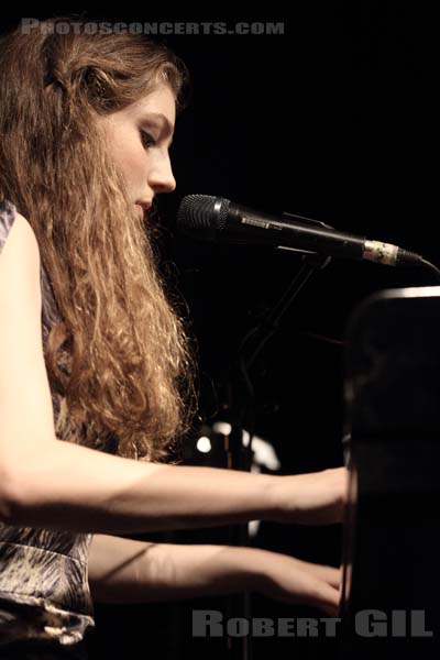 BIRDY - 2012-09-10 - PARIS - La Cigale - 